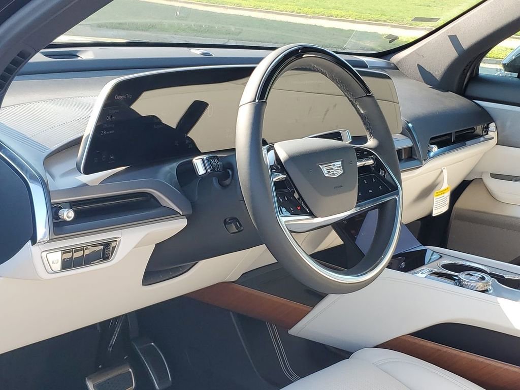 New 2026 Cadillac Vistiq Luxury image 10