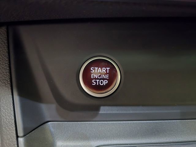 Used 2025 Audi Q3 2.0T Premium w/ Convenience Package image 25