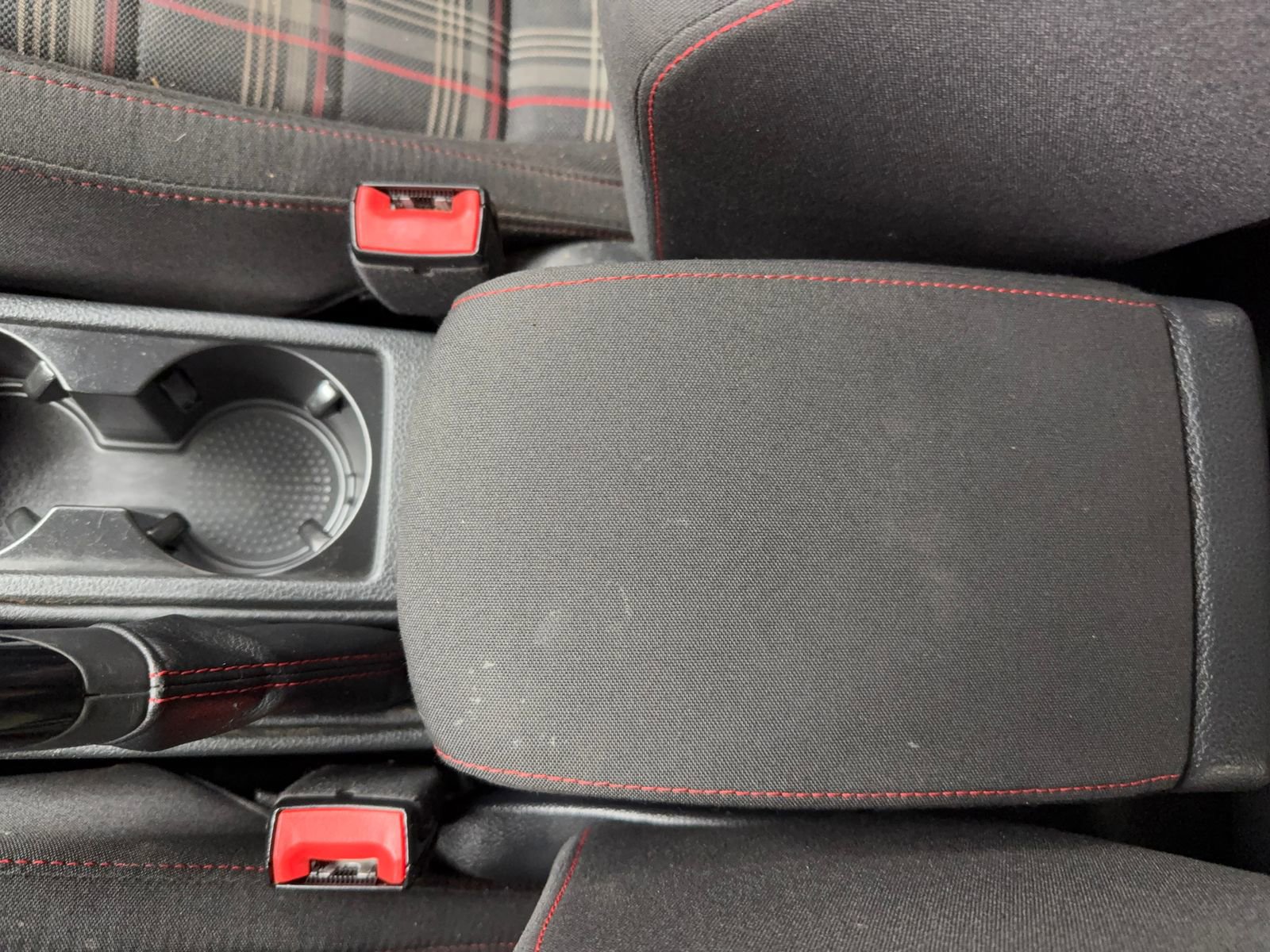 Used 2018 Volkswagen GTI S FWD image 30
