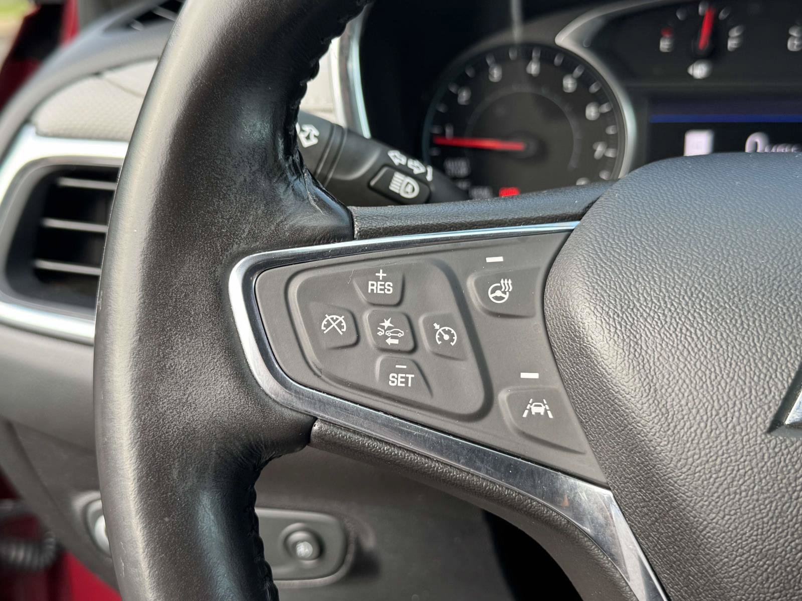 Used 2019 Chevrolet Equinox Premier AWD/4WD image 22