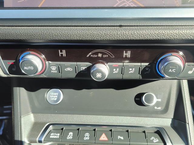 Used 2020 Audi Q3 2.0T Premium Plus w/ Premium Plus Package image 19