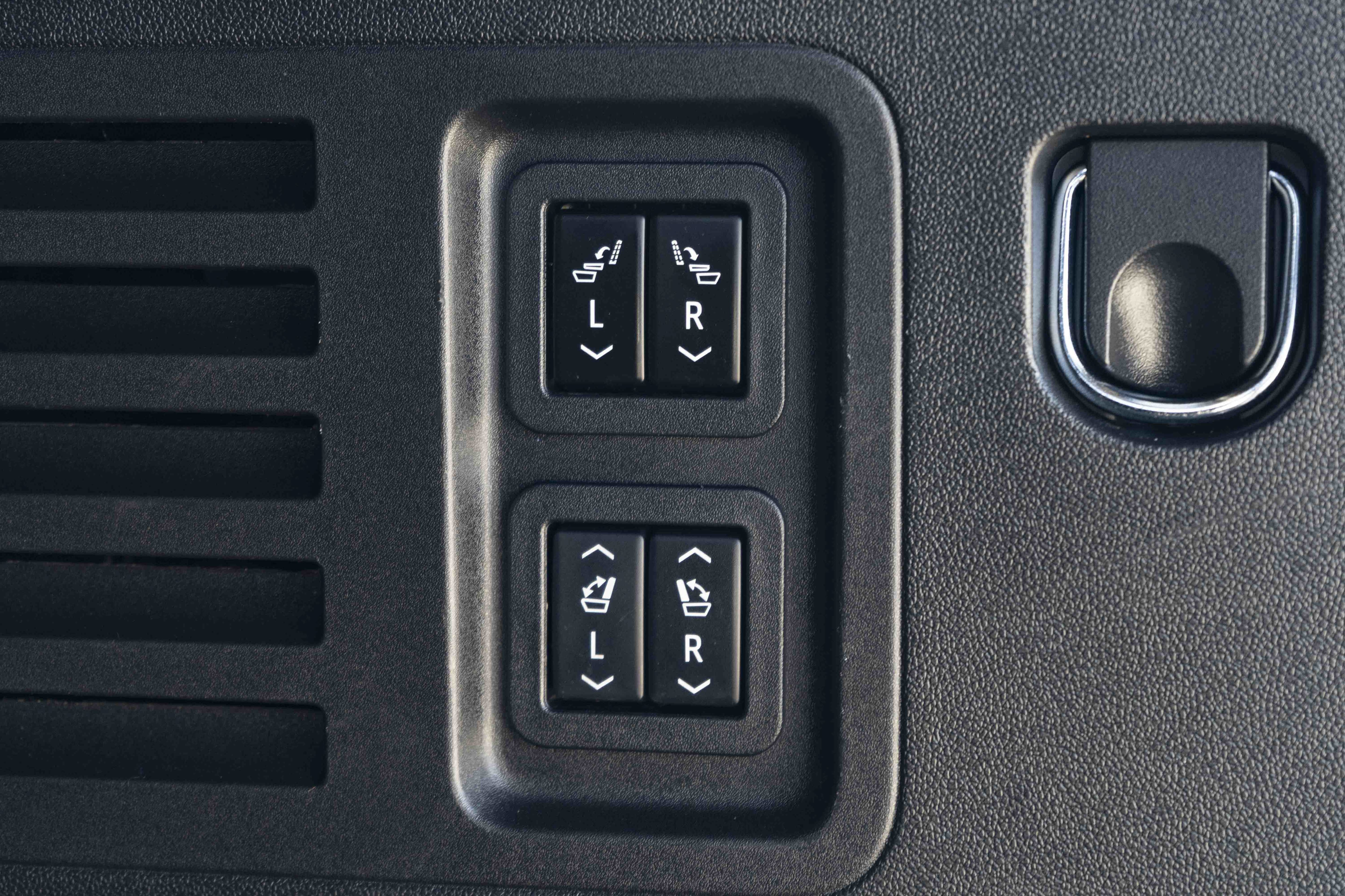 Used 2024 GMC Acadia Denali AWD/4WD image 38