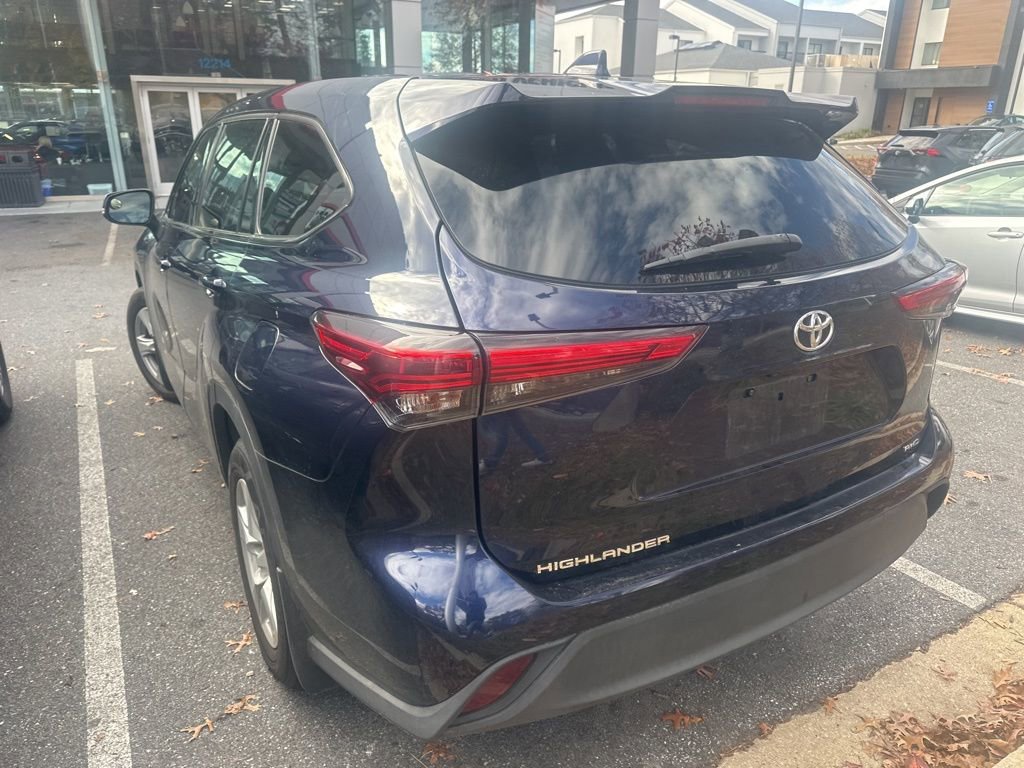 Used 2020 Toyota Highlander L image 7