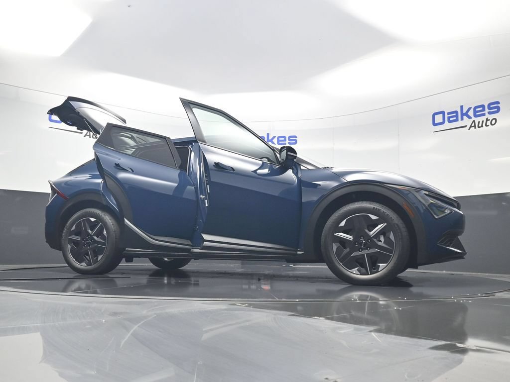 New 2026 Kia EV6 Light RWD image 60