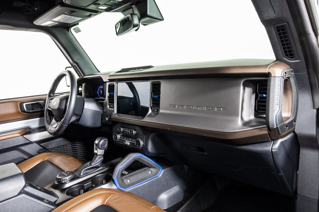 Used 2023 Ford Bronco Outer Banks image 16