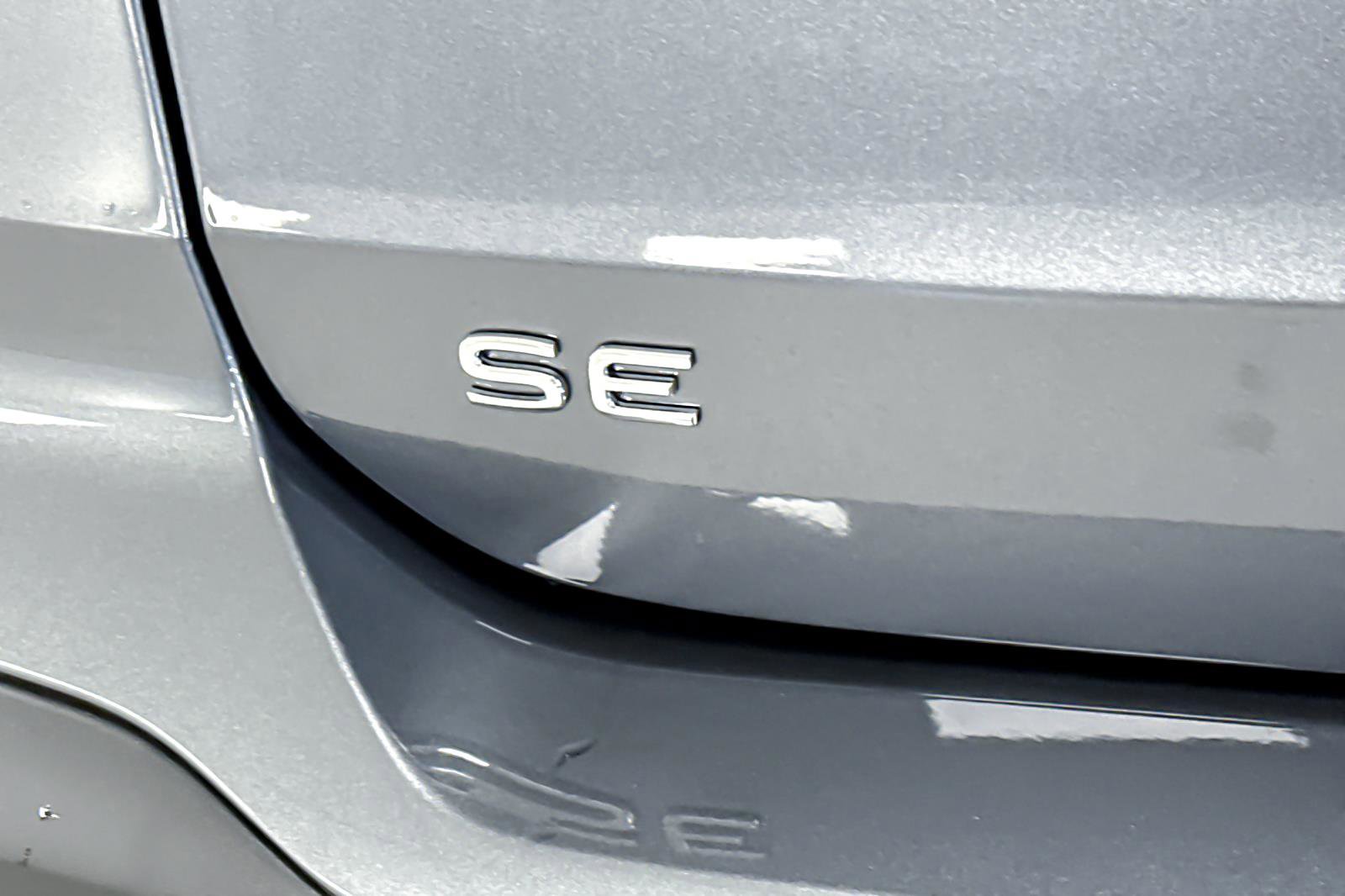 New 2026 Volkswagen Taos SE image 25