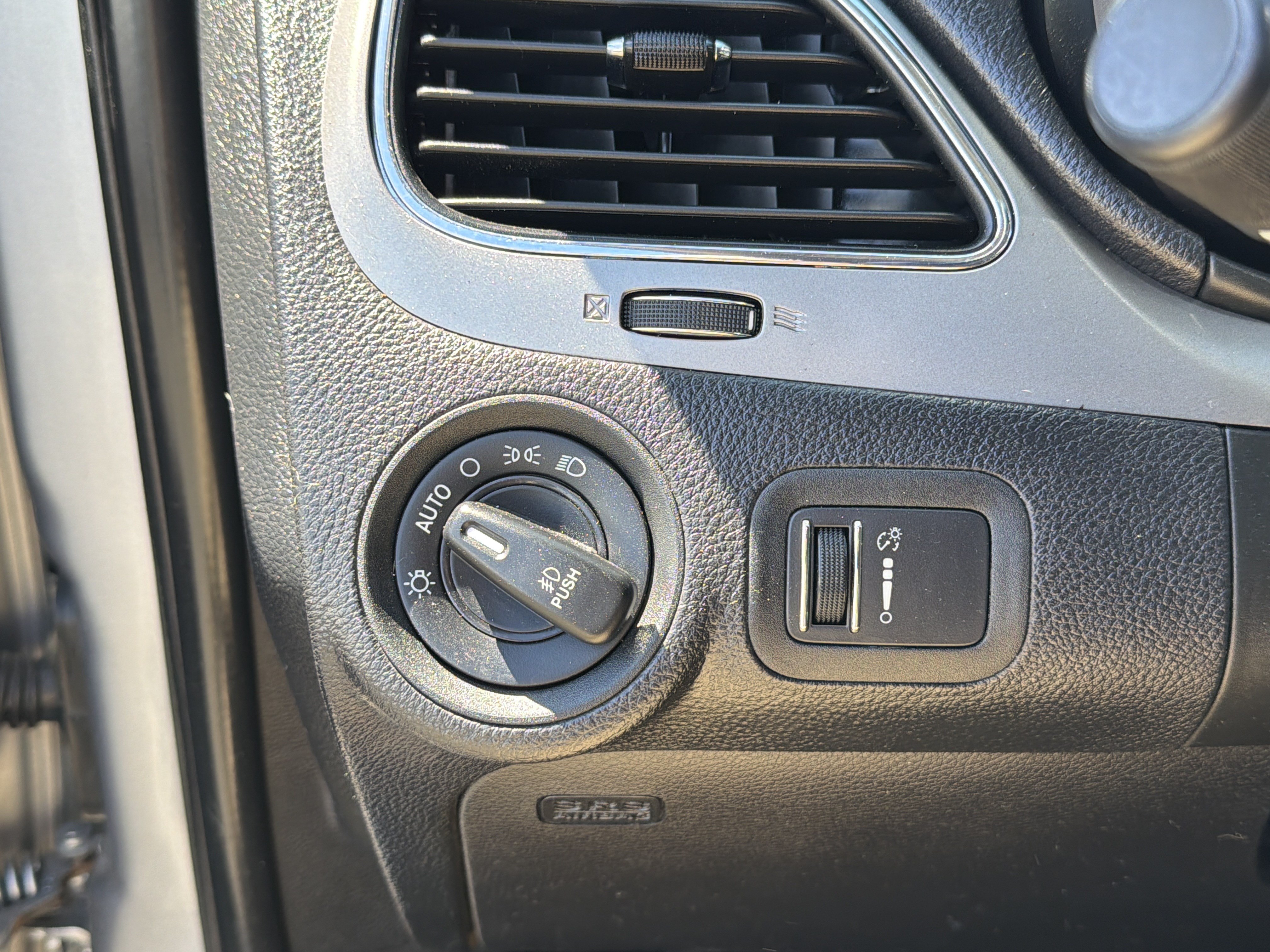 Used 2019 Dodge Journey Crossroad AWD/4WD image 14