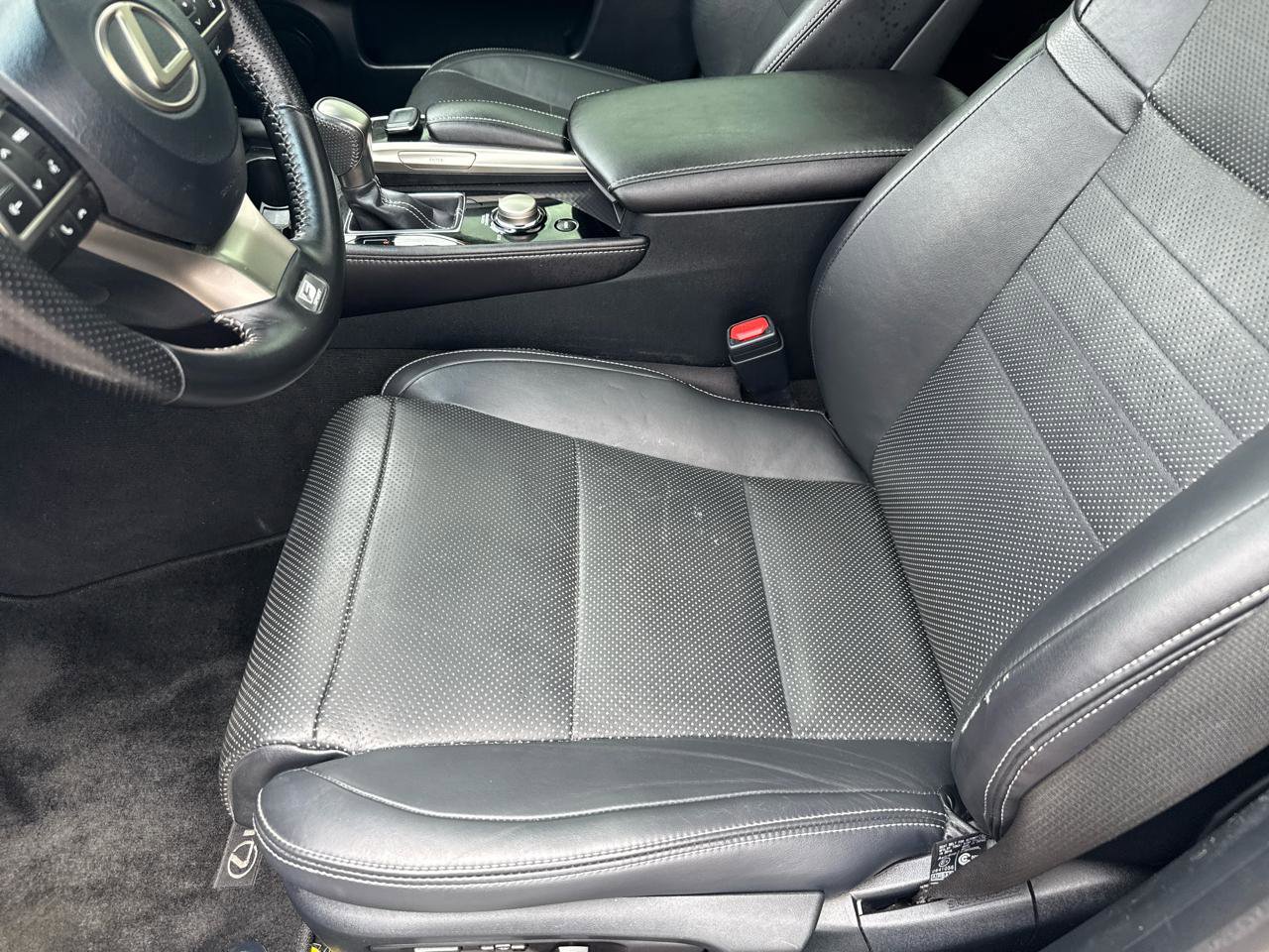 Used 2019 Lexus GS 350 F Sport w/ Preferred Accessory Package RWD image 10