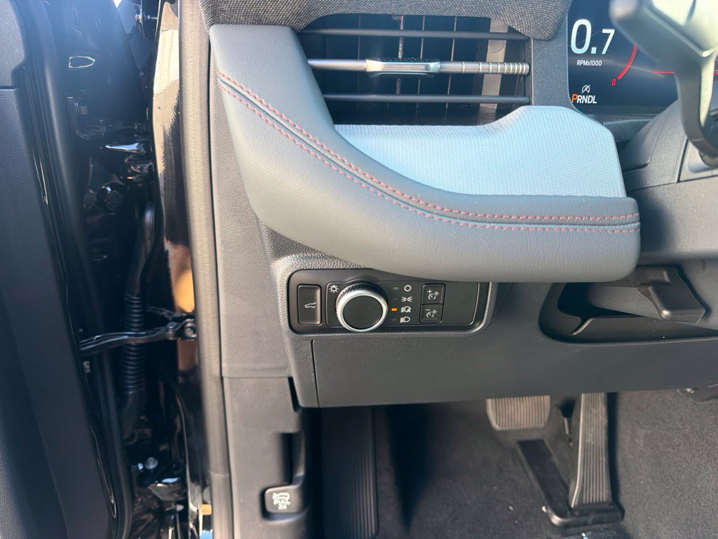 New 2027 Ford Explorer Active AWD/4WD image 25