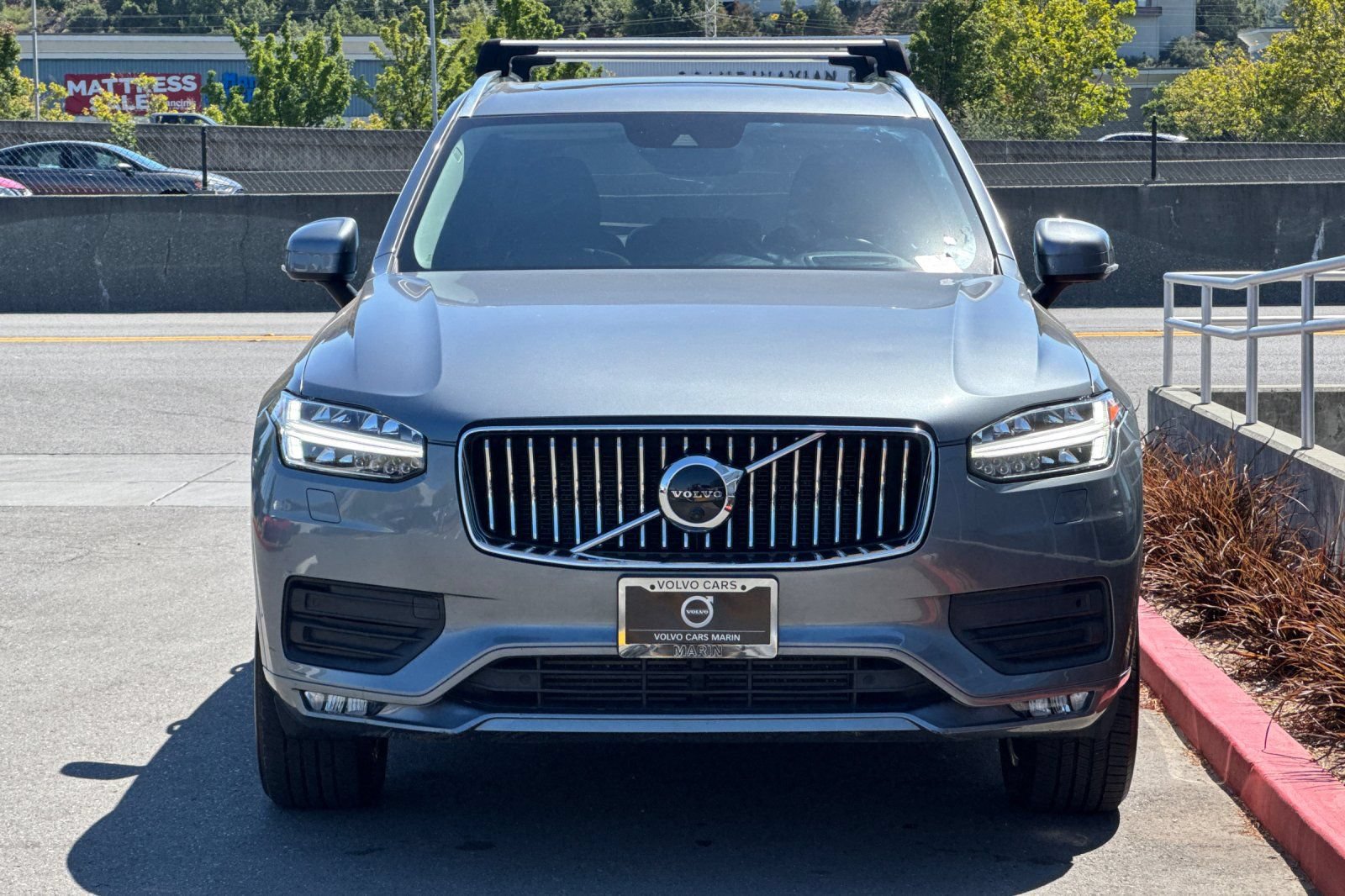 Used 2020 Volvo XC90 T6 Momentum AWD/4WD image 10