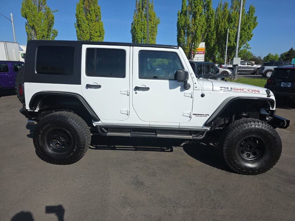 Used 2012 Jeep Wrangler Unlimited Rubicon AWD/4WD image 6