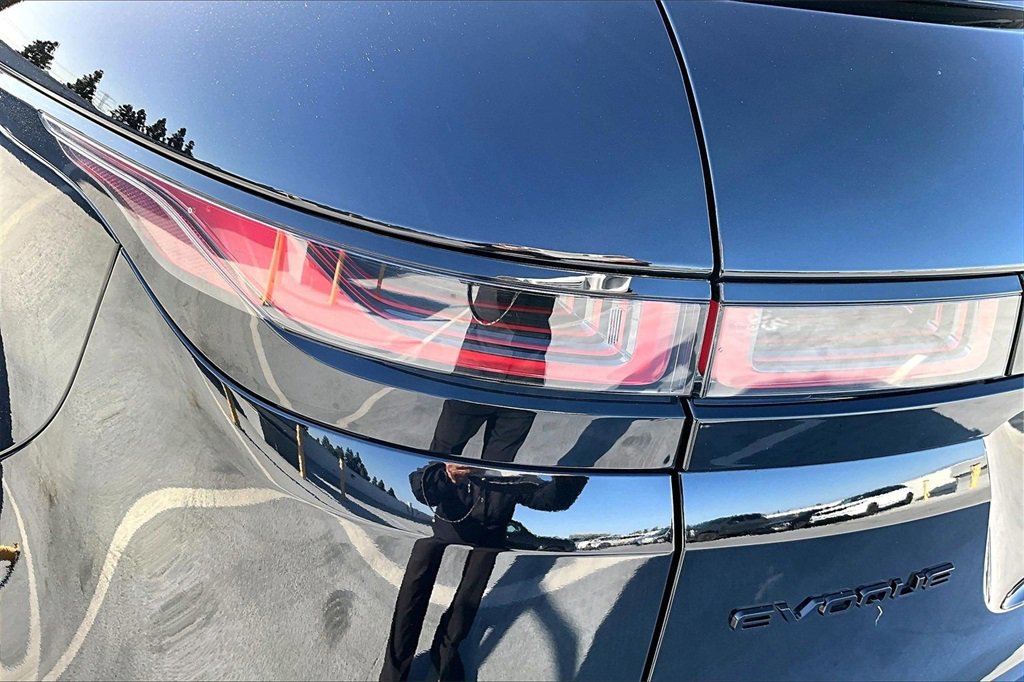 Certified 2023 Land Rover Range Rover Evoque R-Dynamic S image 21