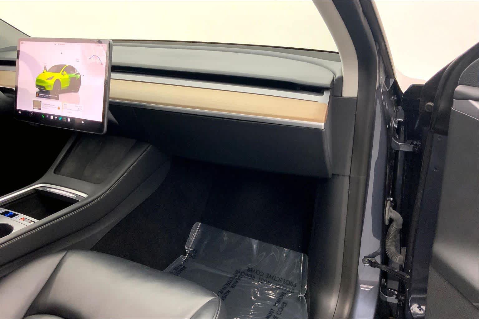 Used 2023 Tesla Model Y Long Range AWD/4WD image 26