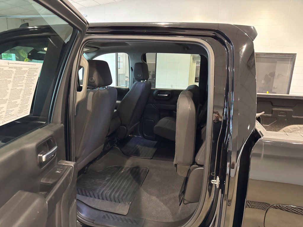 Used 2020 Chevrolet Silverado 2500 Custom w/ Custom Value Package AWD/4WD image 20