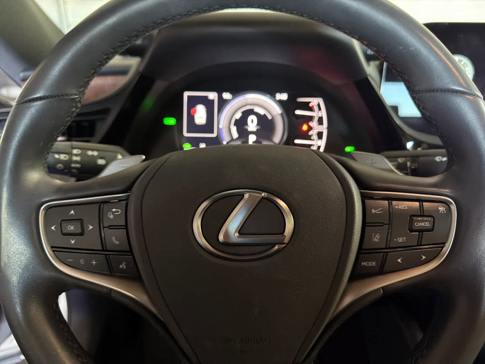 Certified 2024 Lexus ES 300h w/ Premium Package FWD image 23