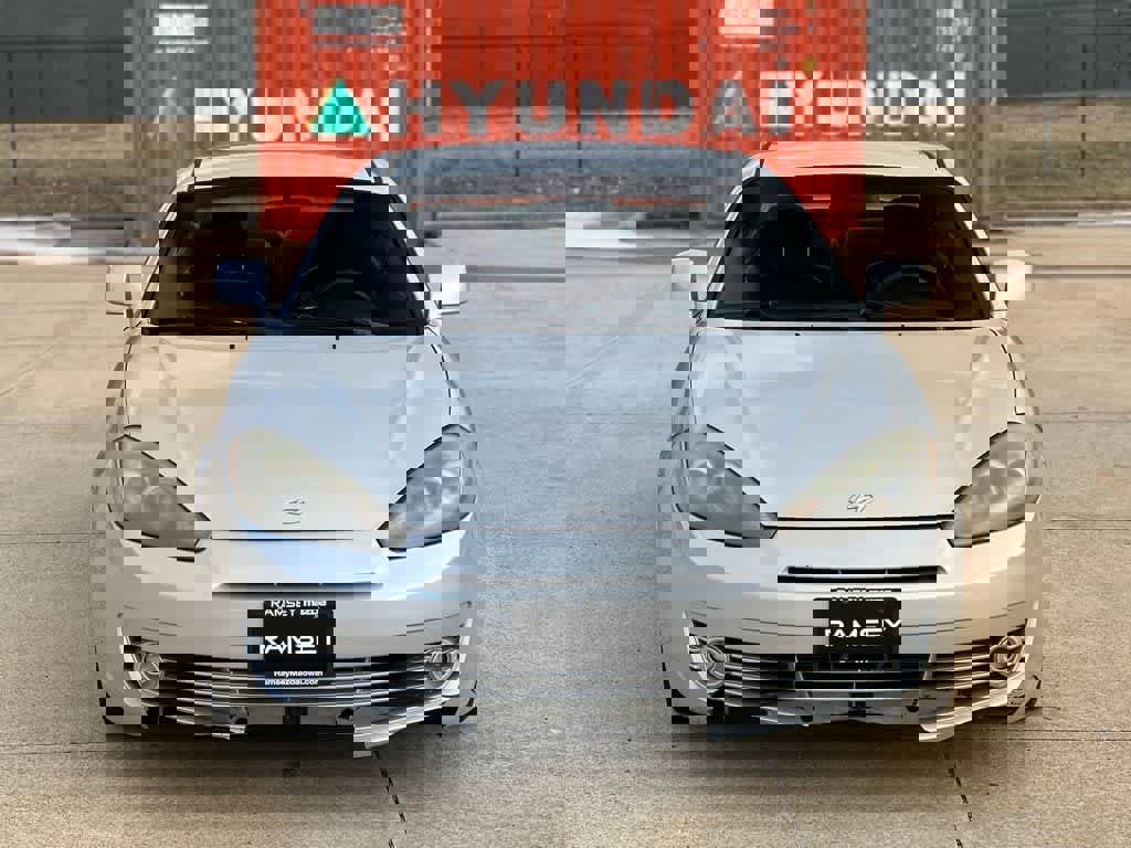 Used 2008 Hyundai Tiburon GT image 7