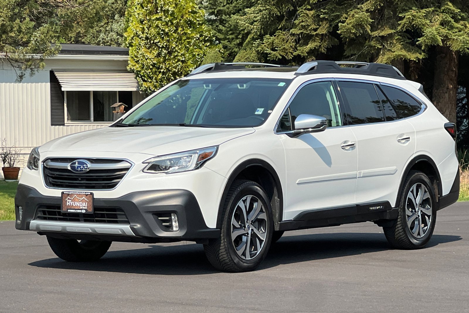 Used 2021 Subaru Outback Touring image 9