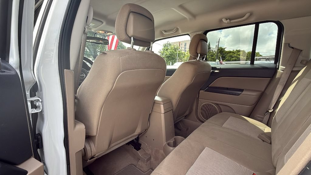 Used 2017 Jeep Patriot Latitude FWD image 25