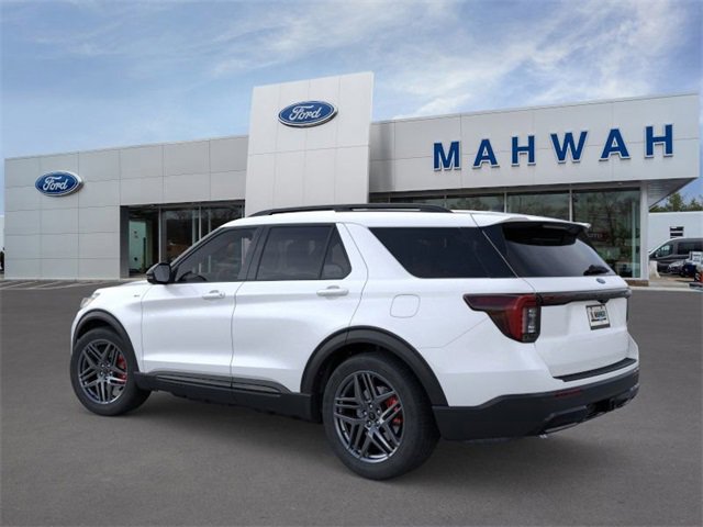 New 2025 Ford Explorer ST-Line image 4