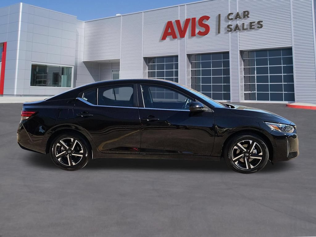 Used 2025 Nissan Sentra SV FWD image 5