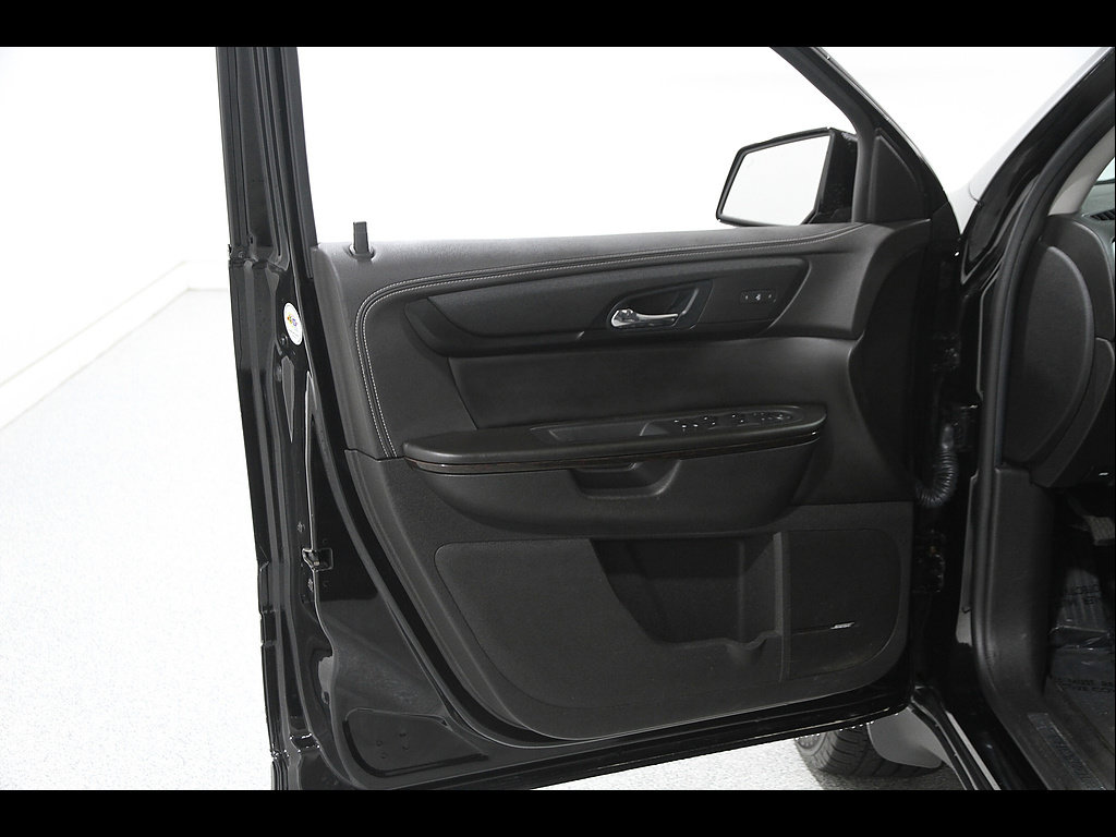 Used 2016 Chevrolet Traverse LTZ AWD/4WD image 4