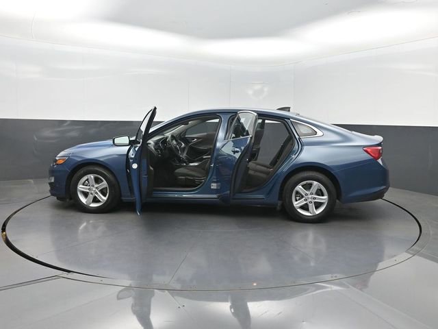 Used 2024 Chevrolet Malibu LS FWD image 36