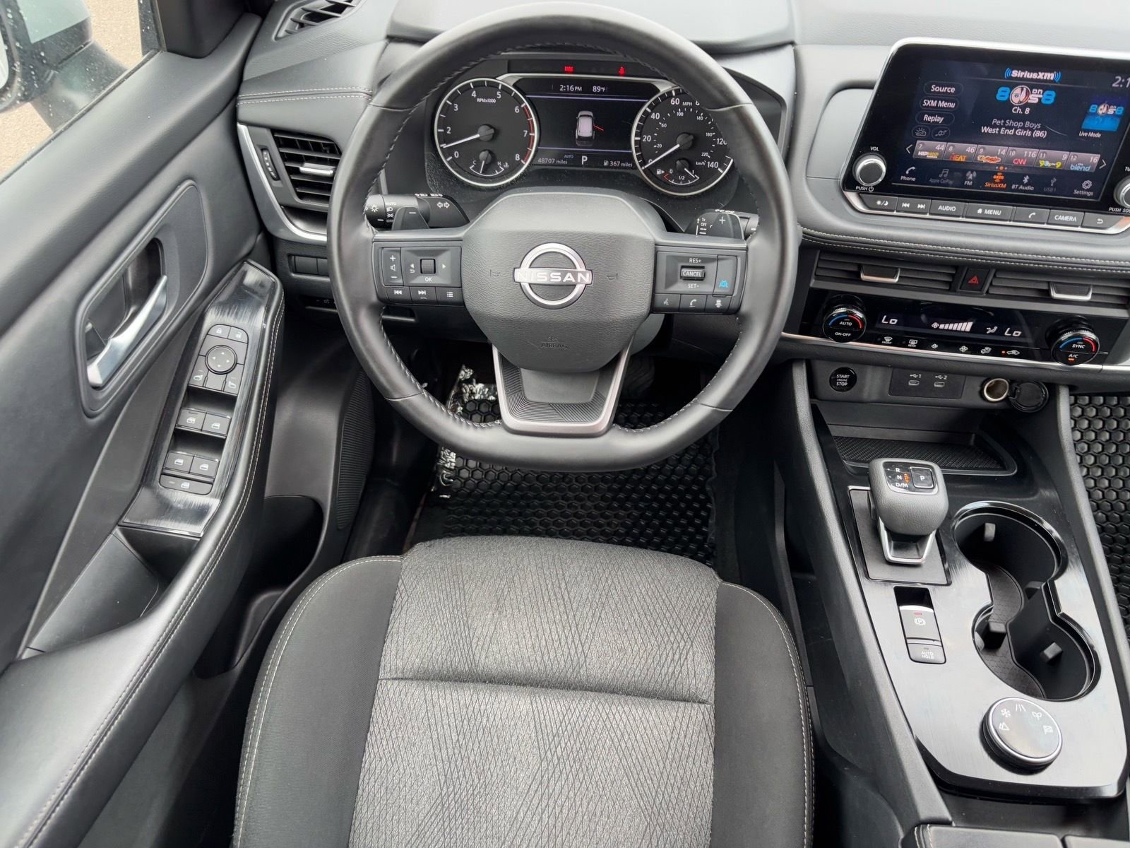 Used 2025 Nissan Rogue SV image 13