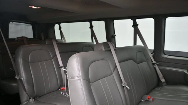 Used 2024 Chevrolet Express 3500 LS RWD image 10