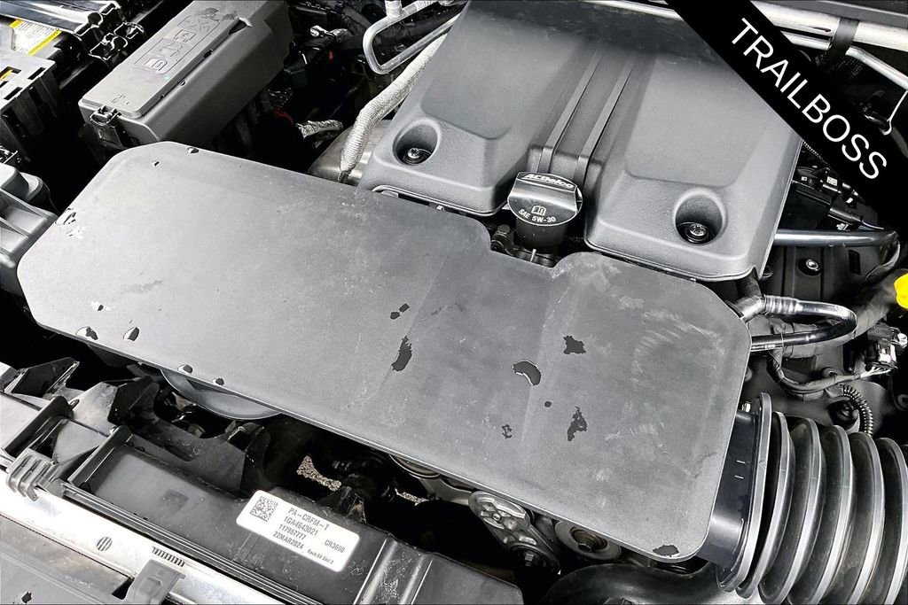 Used 2024 Chevrolet Colorado Trail Boss w/ LPO, Dark Essentials Package image 30