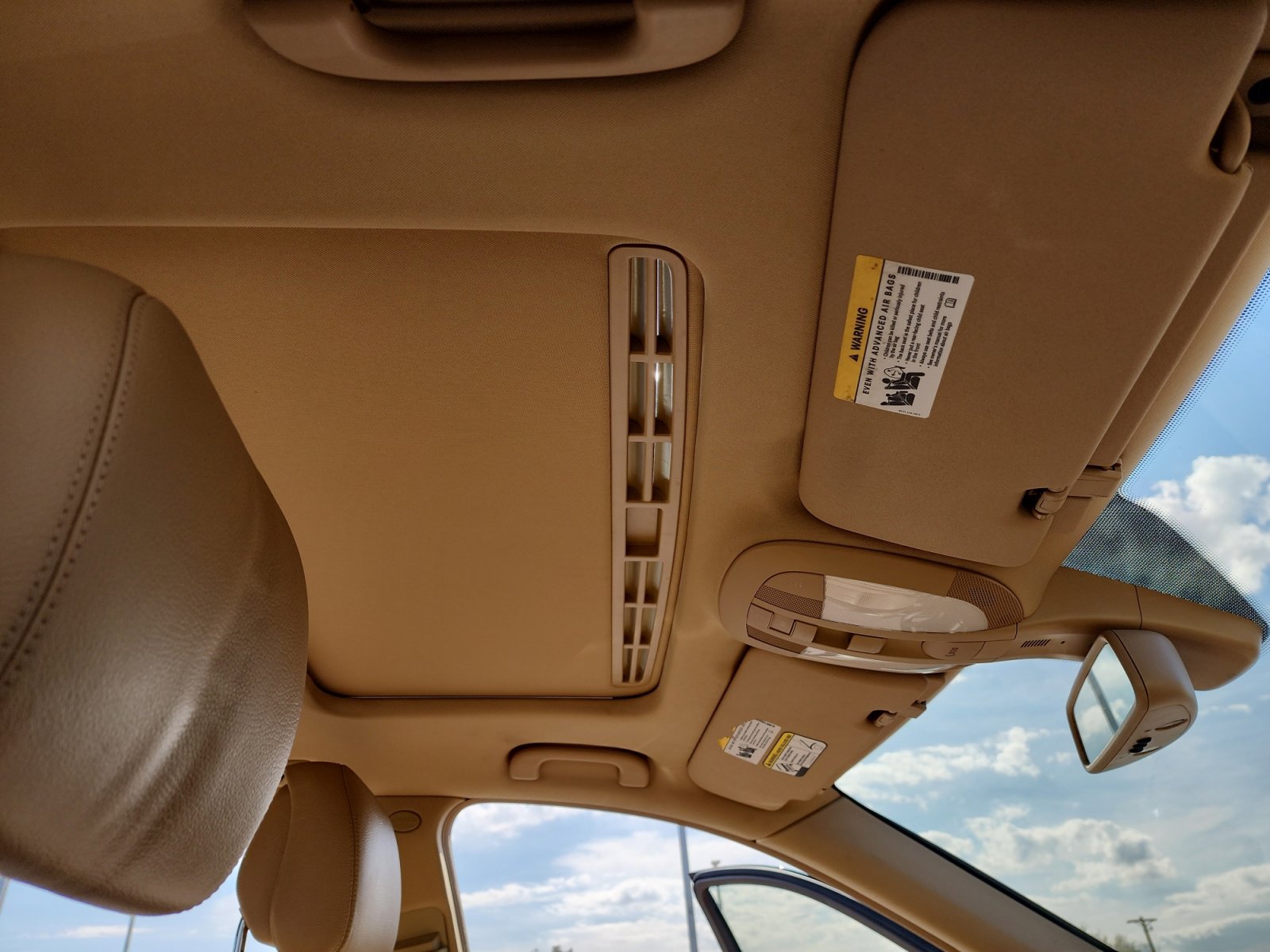 Used 2011 Mercedes-Benz GL 550 4MATIC w/ Chrome Accessory Pkg image 33