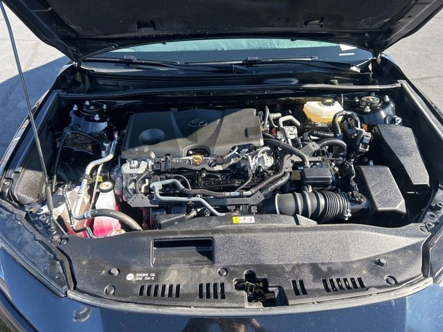 Used 2025 Toyota Camry SE image 11