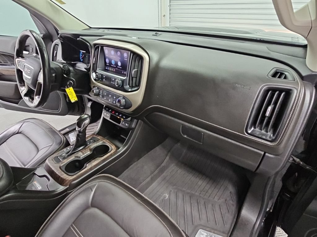 Used 2022 GMC Canyon Denali w/ Denali Black Edition Package AWD/4WD image 41