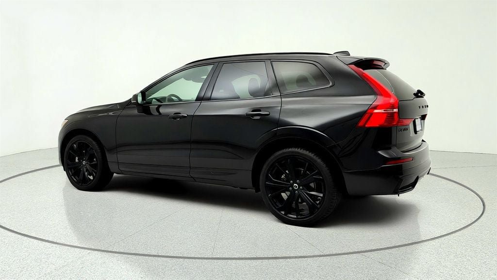 Used 2025 Volvo XC60 B5 Ultra w/ Protection Package Premier AWD/4WD image 7