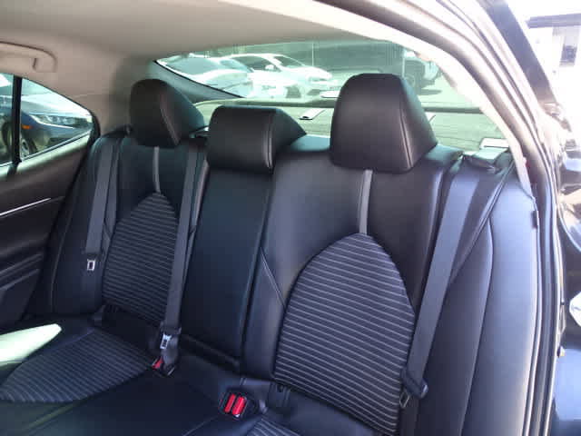 Certified 2021 Toyota Camry SE FWD image 19