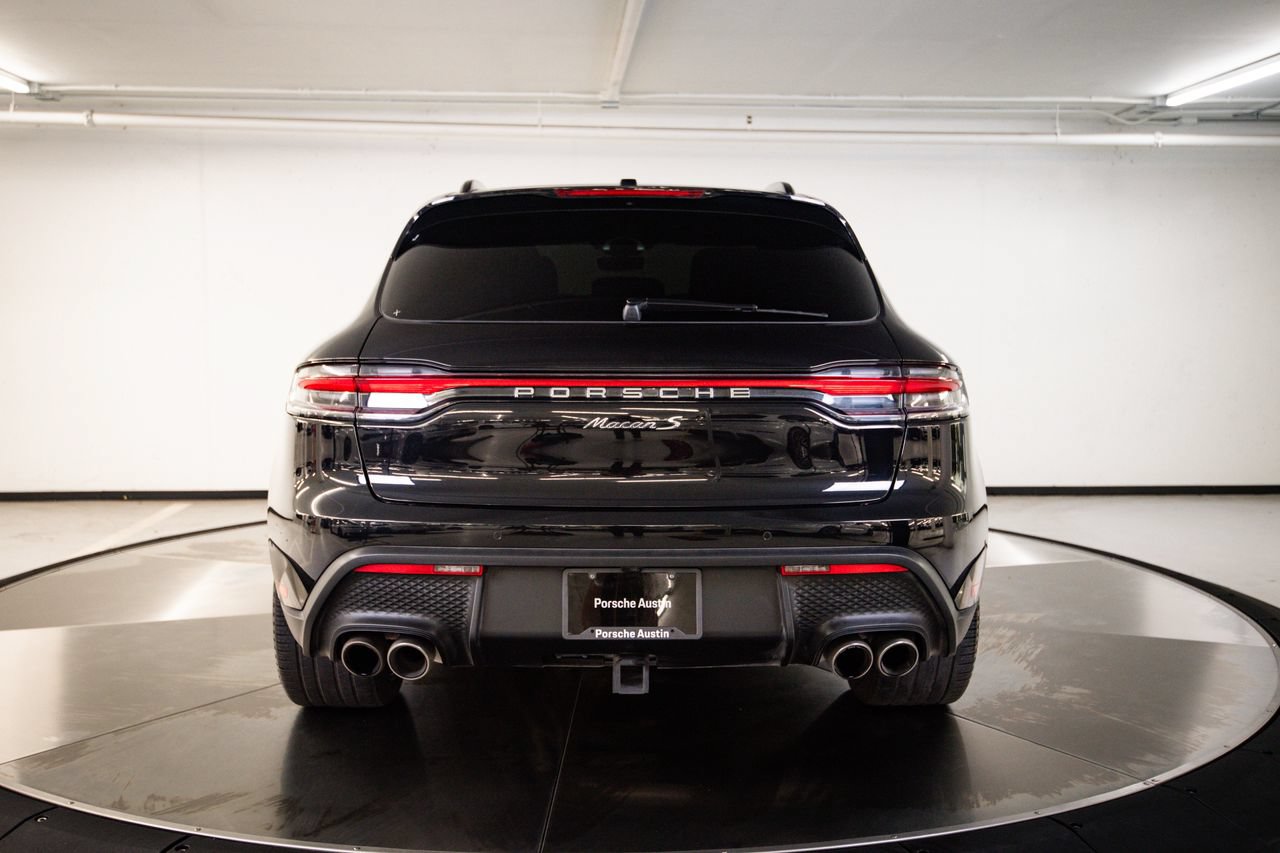 Certified 2023 Porsche Macan S AWD/4WD image 6