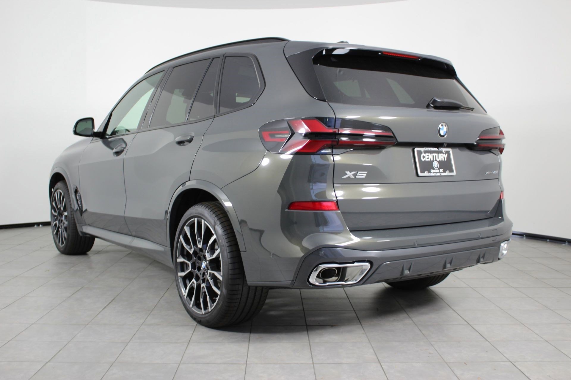New 2026 BMW X5 xDrive40i w/ M Sport Package AWD/4WD image 26