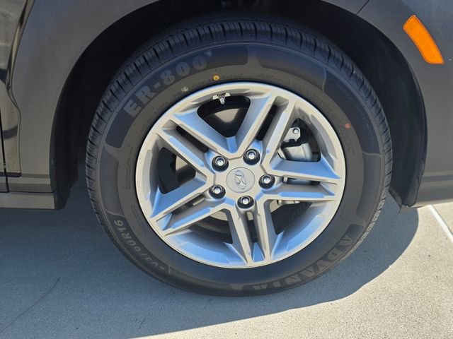 Used 2023 Hyundai Kona SE w/ Cargo Package image 8