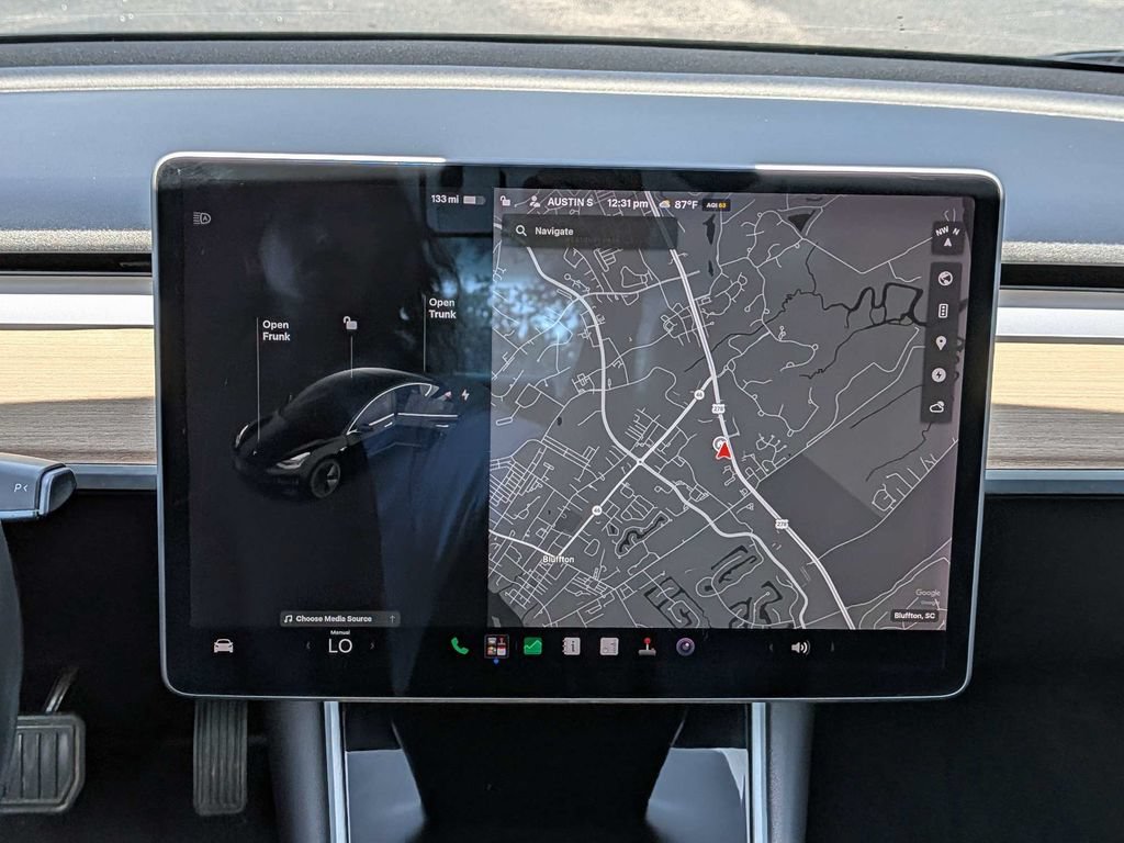 Used 2018 Tesla Model 3 Mid Range RWD image 18