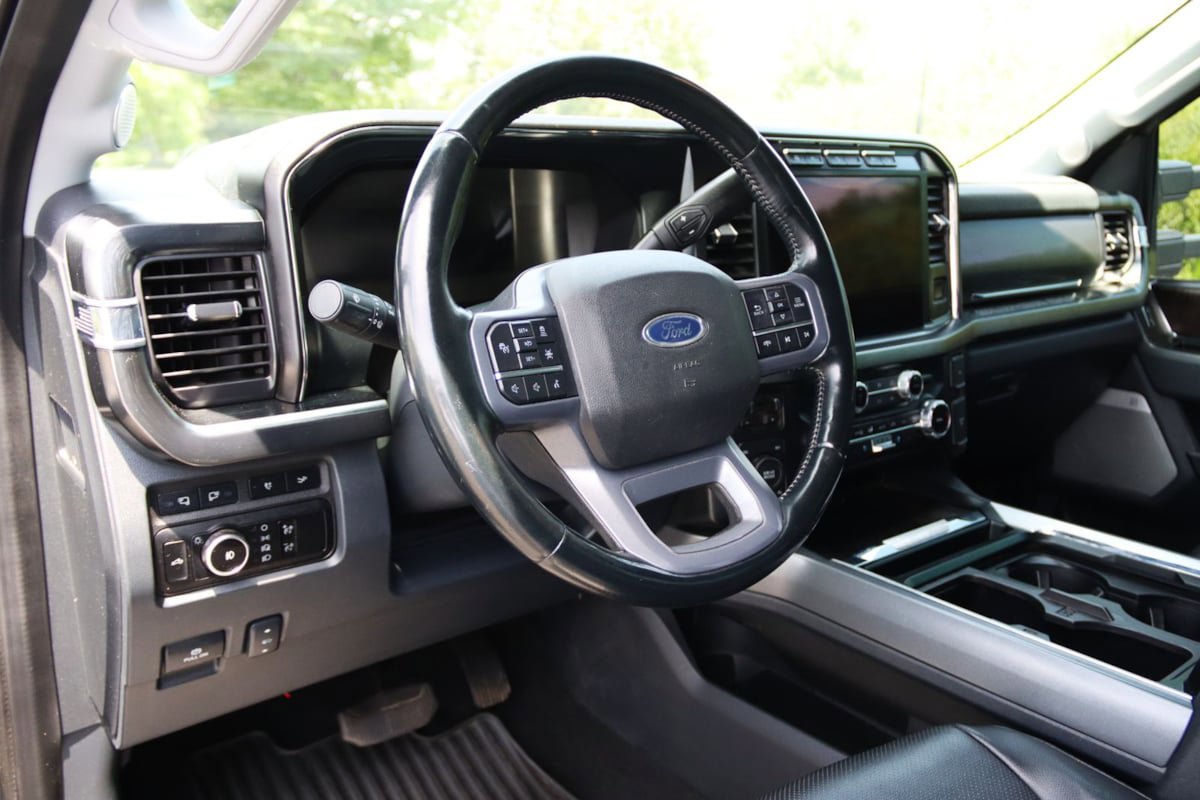 Used 2023 Ford F450 Lariat w/ Lariat Ultimate Package AWD/4WD image 35