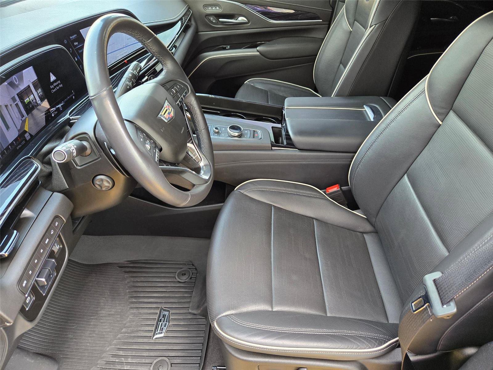 Used 2023 Cadillac Escalade Sport w/ LPO, ONYX Package AWD/4WD image 11
