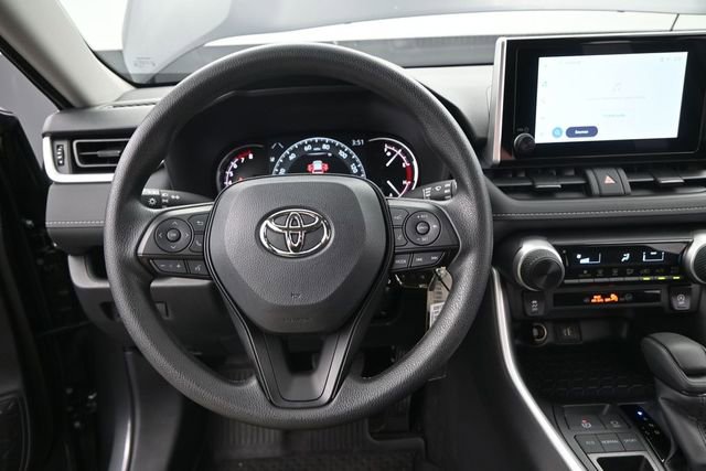 Used 2025 Toyota RAV4 LE FWD image 5