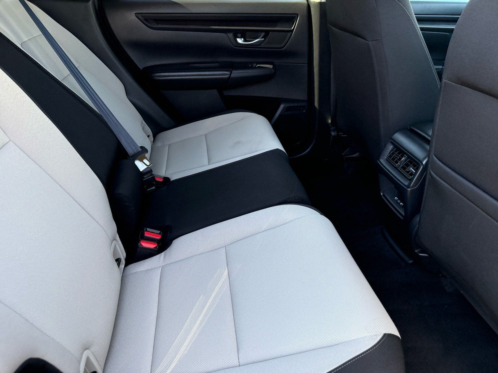 Certified 2025 Honda CR-V EX image 29