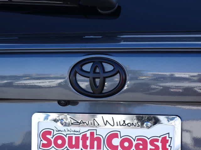 Certified 2025 Toyota RAV4 LE FWD image 9