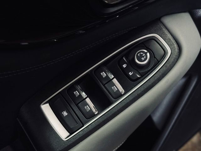 Used 2023 Subaru Outback Limited image 15