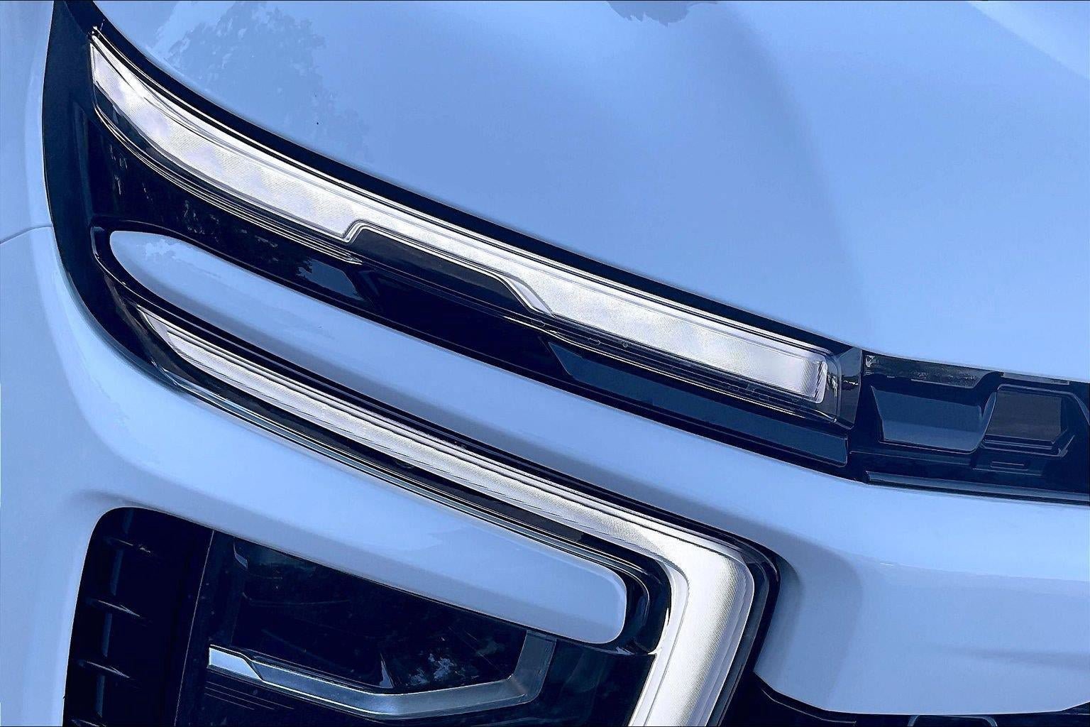 New 2026 Chevrolet Suburban LT AWD/4WD image 30