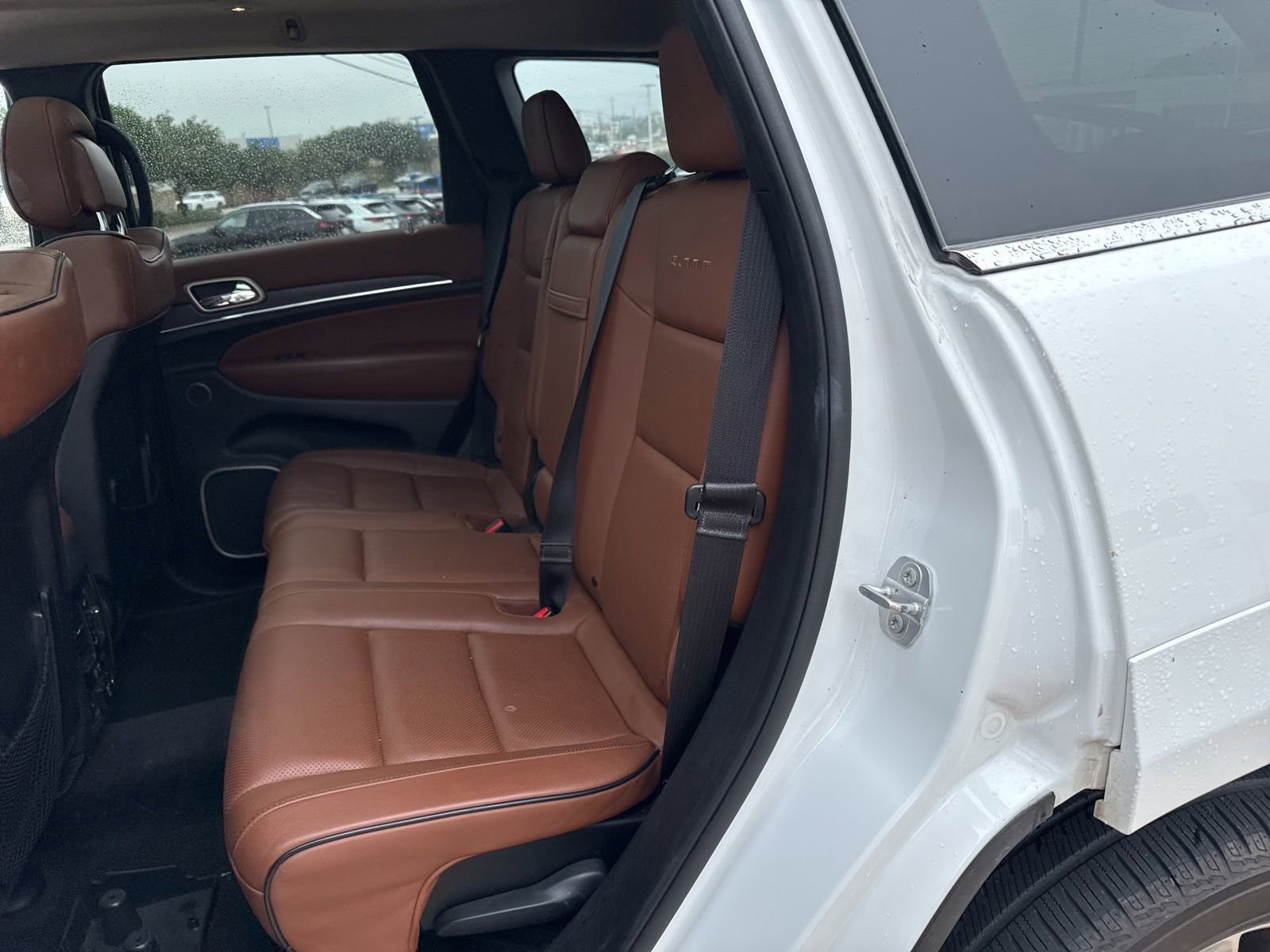 Used 2016 Jeep Grand Cherokee Summit AWD/4WD image 12