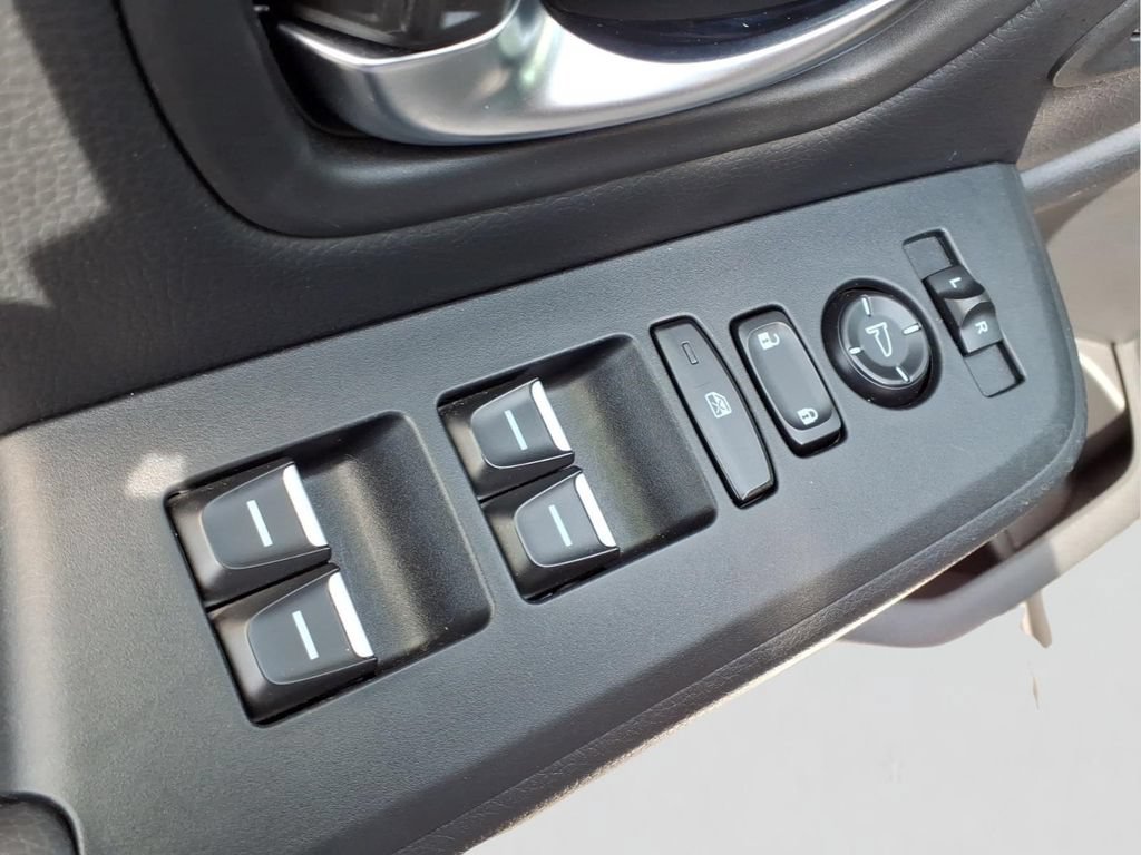 Used 2023 Honda Pilot Touring image 19