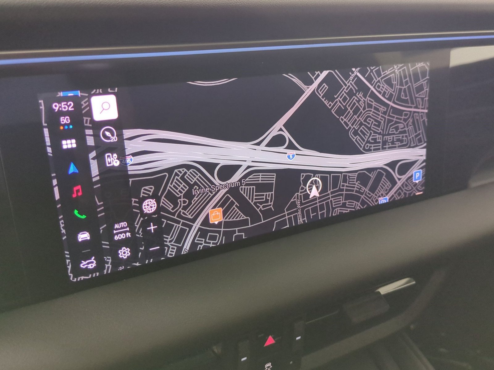 New 2026 Porsche Macan Electric RWD image 19