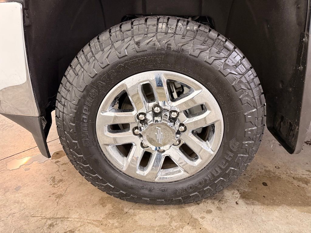 Used 2019 Chevrolet Silverado 2500 LTZ w/ Duramax Plus Package AWD/4WD image 14
