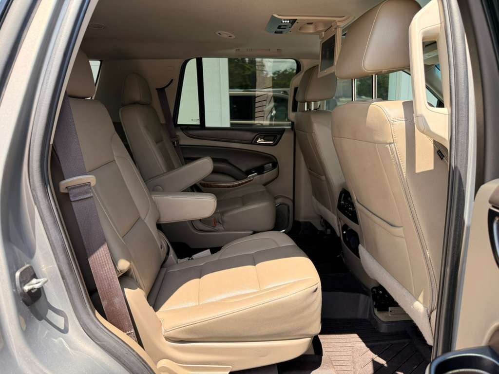 Used 2017 Chevrolet Tahoe Premier AWD/4WD image 22